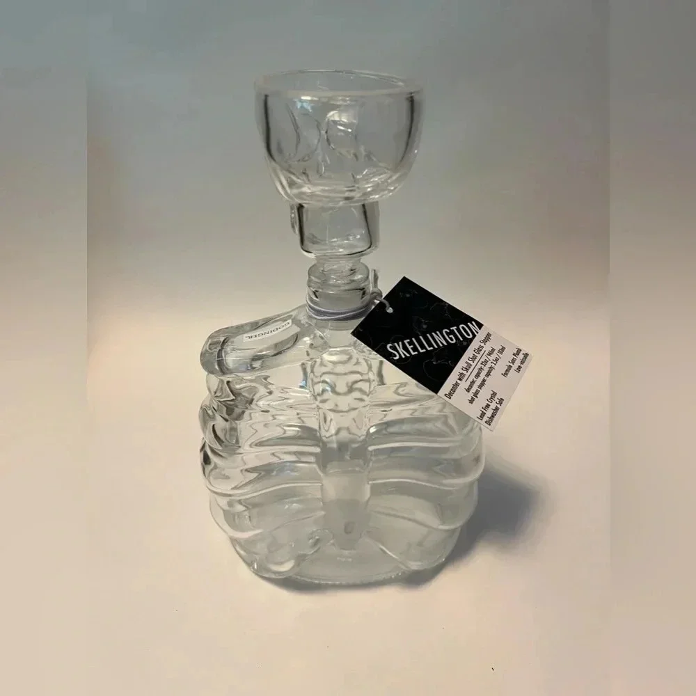 NEW GODINGER Skellington Skeleton Shaped Decanter & Skull Glass shot